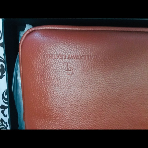Gallaway Leather handbag - Picture 4 of 6